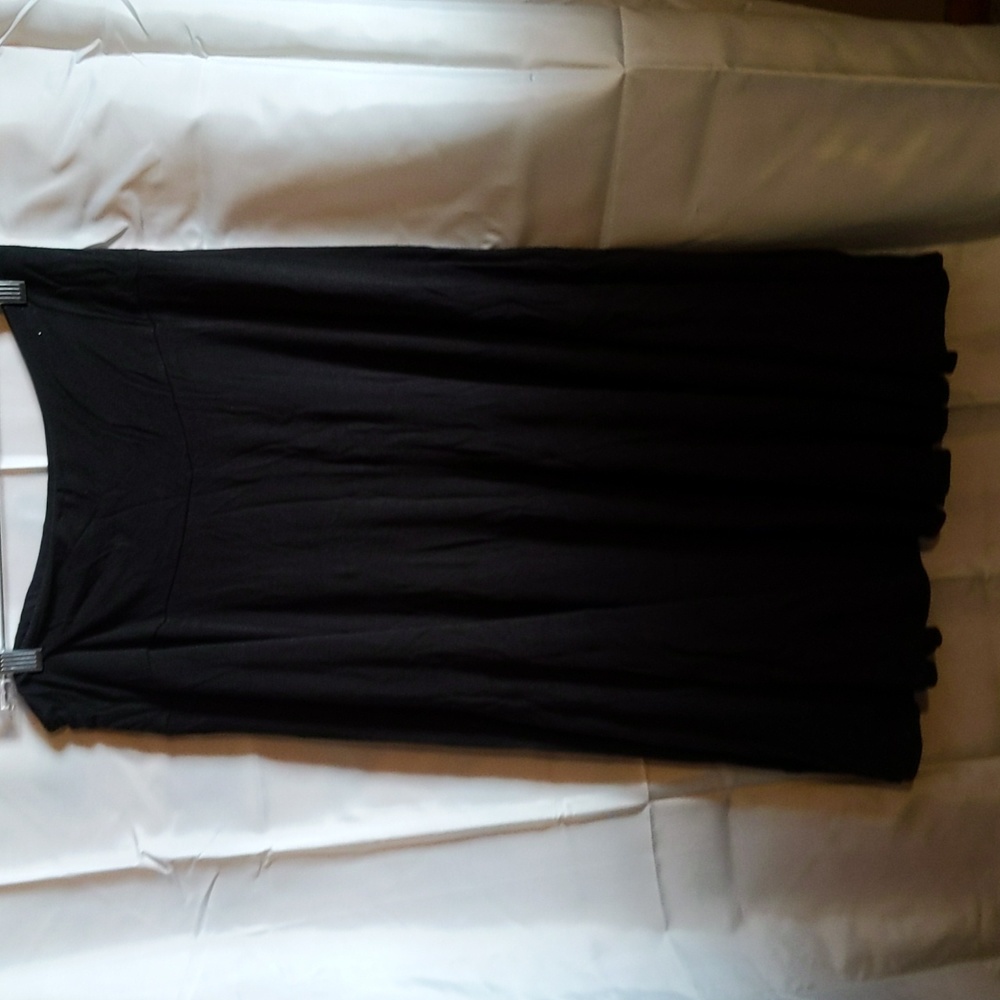 Black skirt